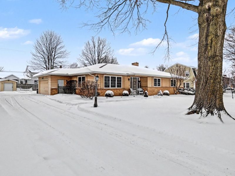 1163 Rosedale Avenue, Bucyrus, OH 44820 Photo 2