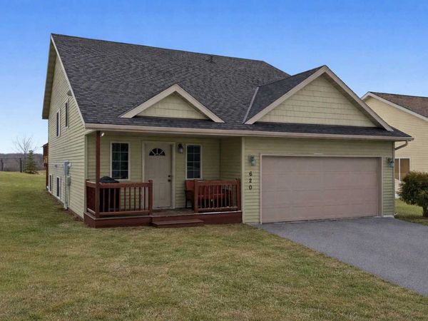 620 N Washington Avenue, Detroit Lakes, MN 56501