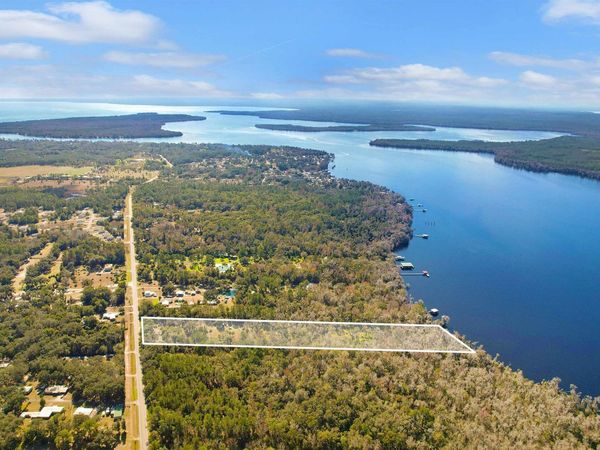 1249 County Rd, Unit 309, Crescent City, FL 32112