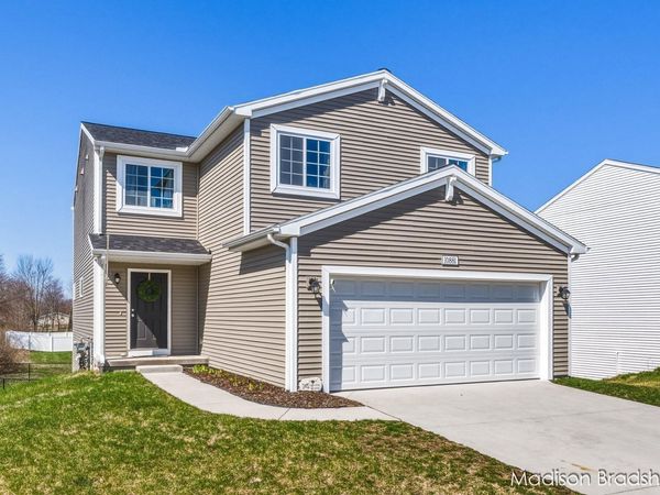 10881 Constant Drive, Allendale, MI 49401