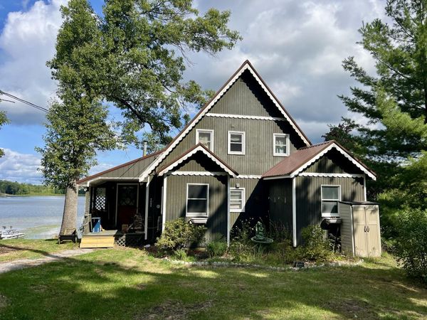 7832 US-10, Branch, MI 49402