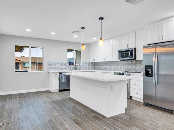 10602 W CUMBERLAND Drive, Sun City, AZ 85351