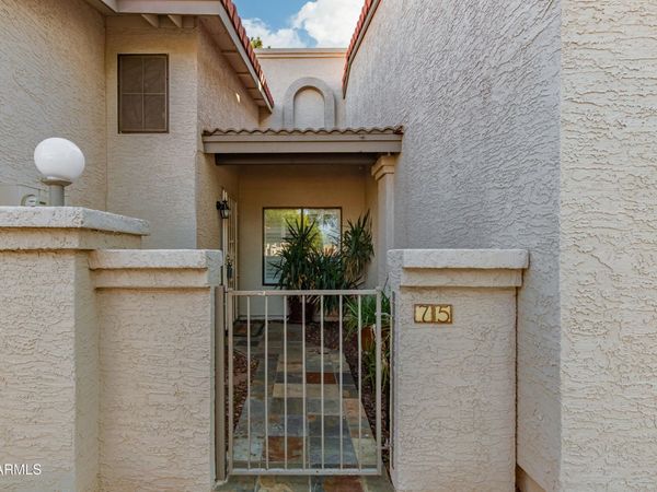 1718 S LONGMORE Street, Unit 75, Mesa, AZ 85202