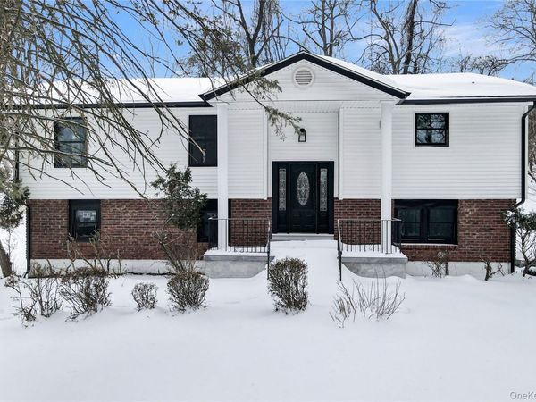 2 Chapel Court , Orangeburg, NY 10962