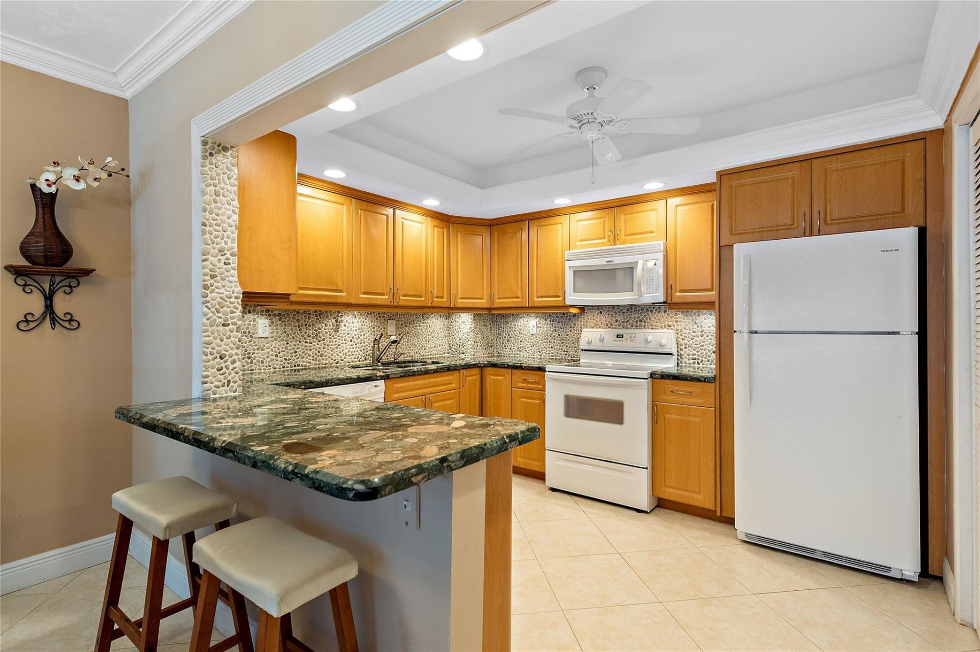 3850 Galt Ocean Drive, Unit 904, Fort Lauderdale, FL 33308 Photo