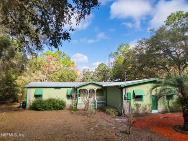 108 SAND LAKE Drive, Pomona Park, FL 32181