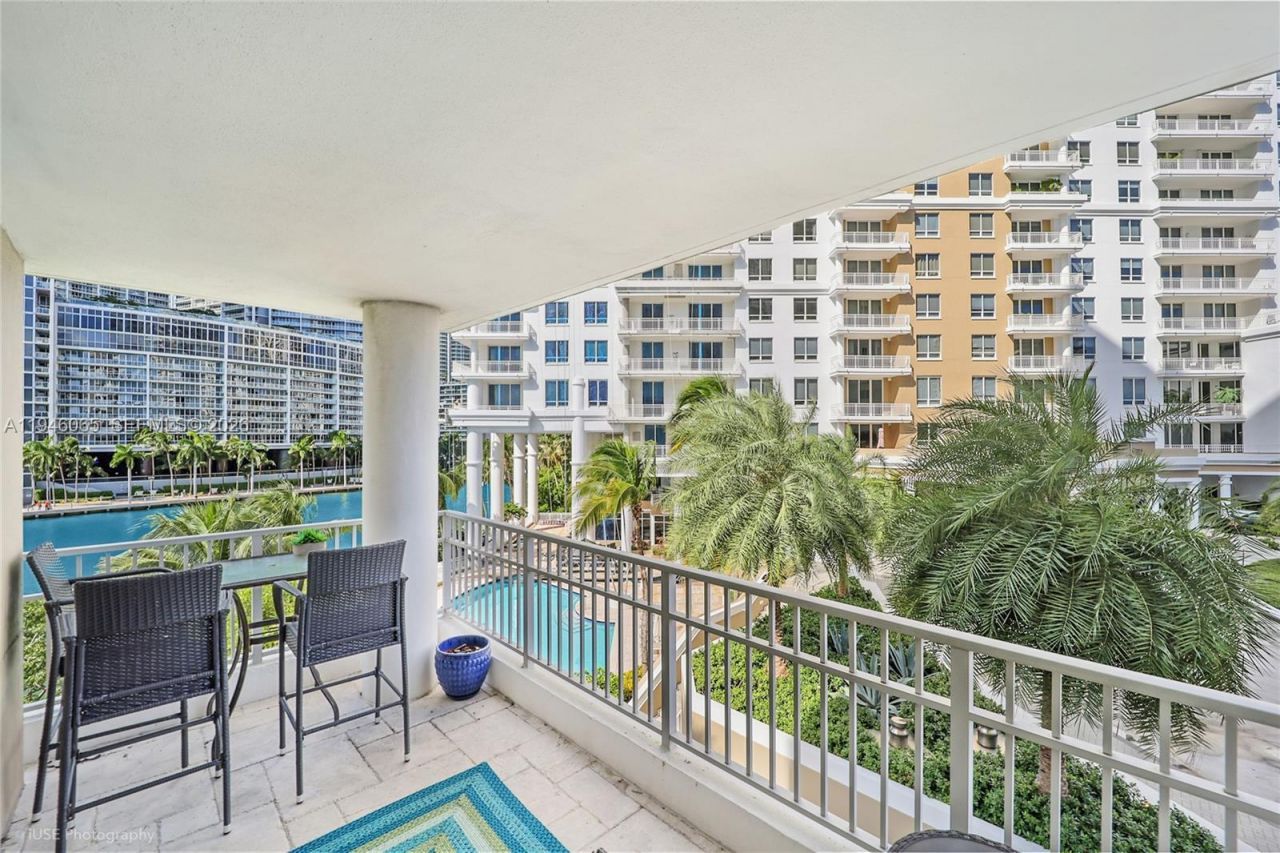 701 Brickell Key Blvd , Unit 404, Miami, FL 33131 Photo