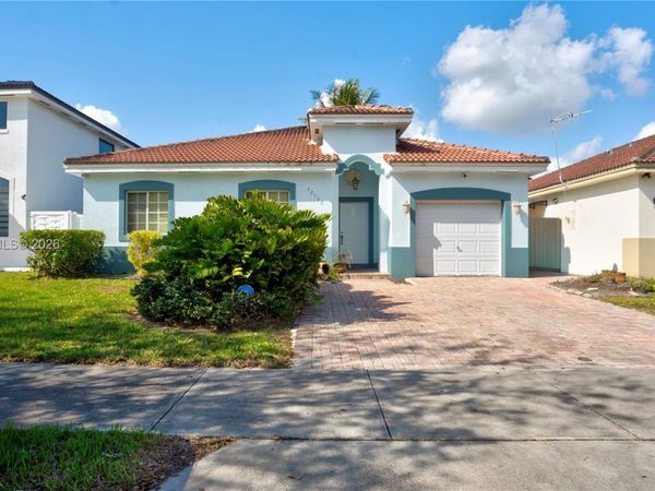 22592 SW 103rd Ct, Cutler Bay, FL 33190
