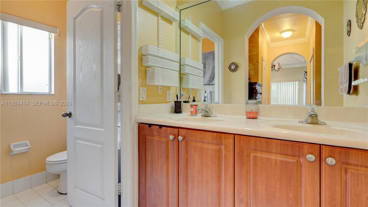 22592 SW 103rd Ct, Cutler Bay, FL 33190 Photo