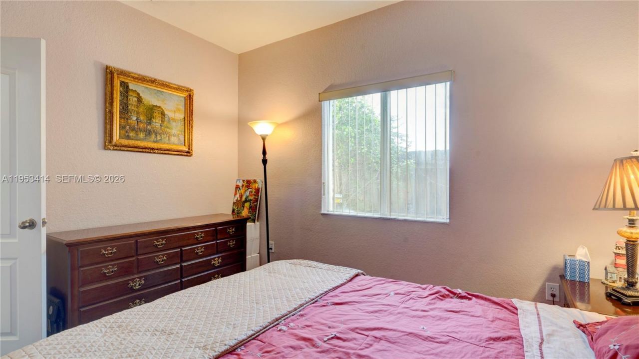 22592 SW 103rd Ct, Cutler Bay, FL 33190 Photo