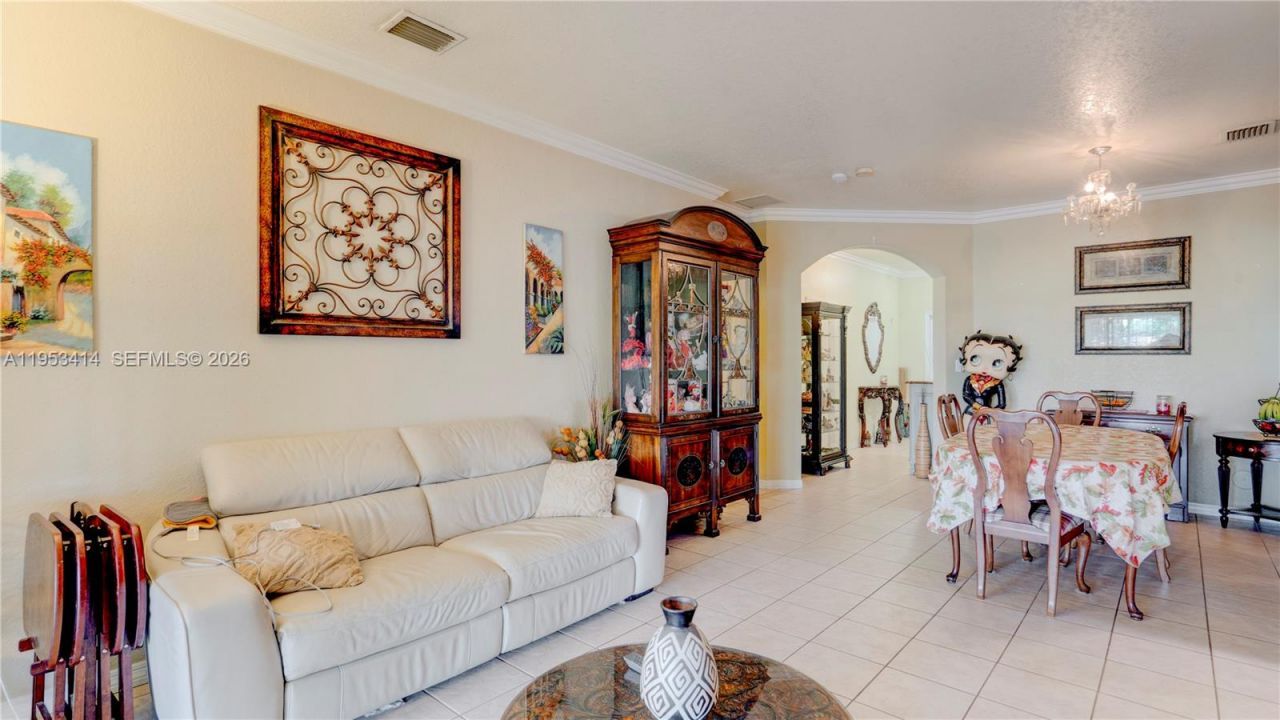 22592 SW 103rd Ct, Cutler Bay, FL 33190 Photo