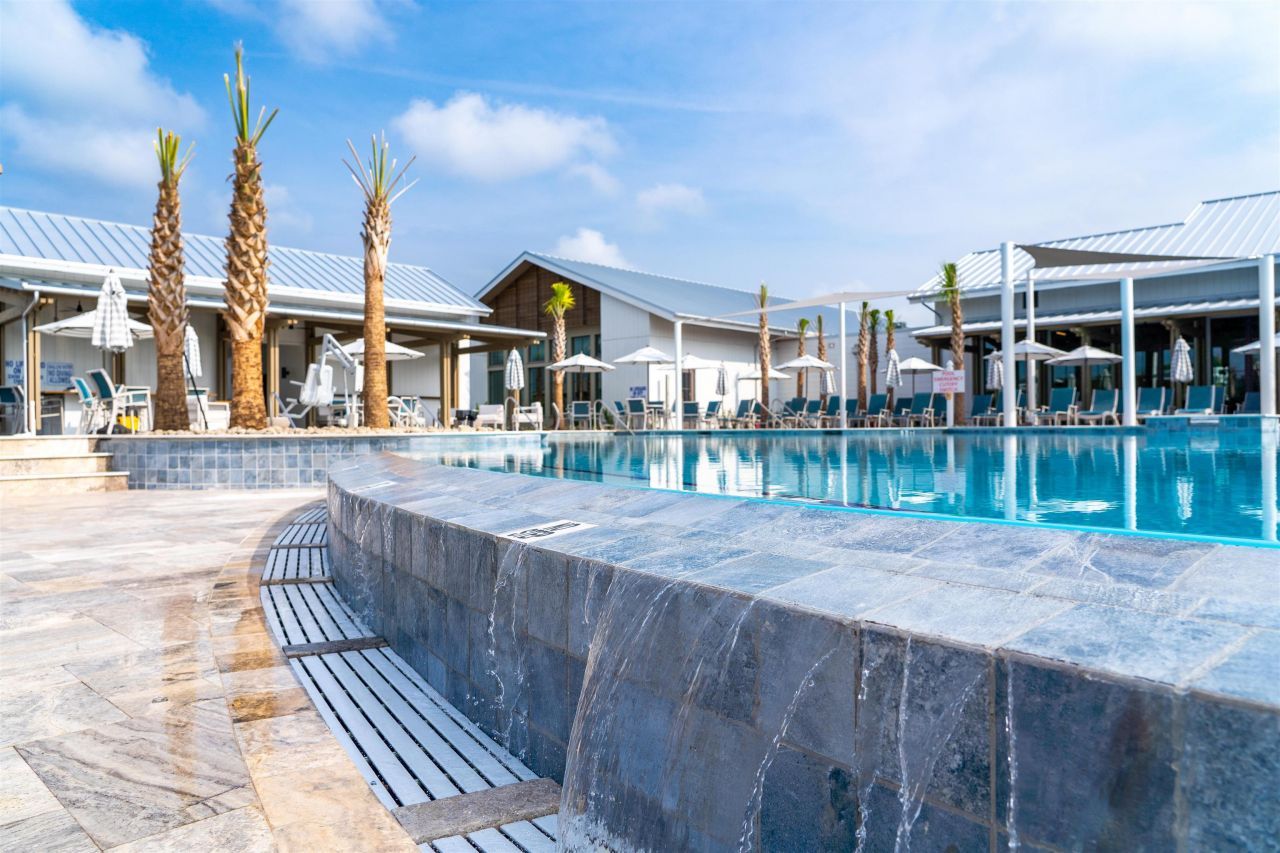 1177 Lady Bird Way Photo 3