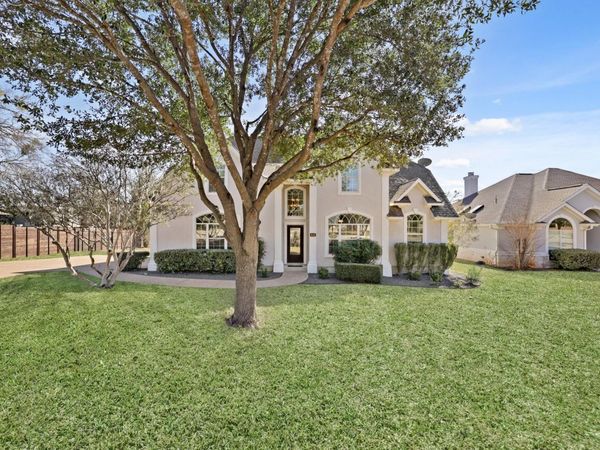 910 Vanguard ST, Austin, TX 78734