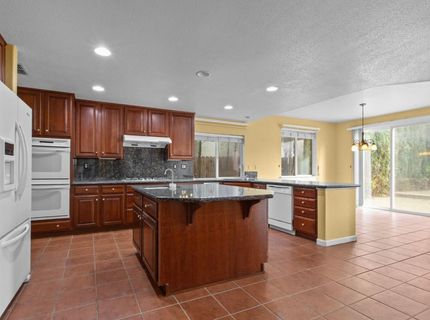 11 Loganberry Ct, Sacramento, CA 95835 Photo