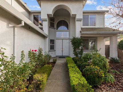 11 Loganberry Ct, Sacramento, CA 95835 Photo