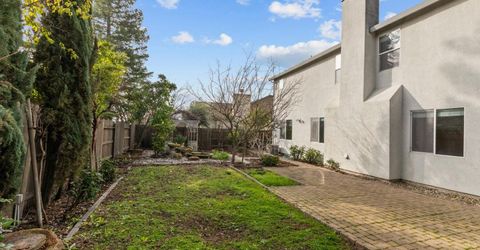 11 Loganberry Ct, Sacramento, CA 95835 Photo