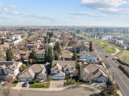 11 Loganberry Ct, Sacramento, CA 95835 Photo