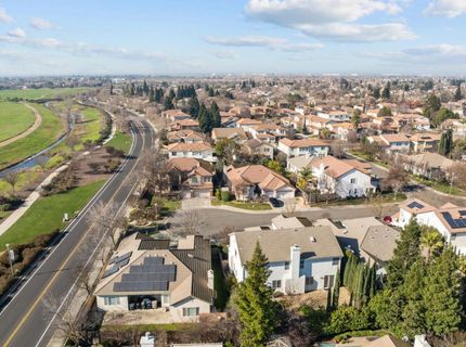 11 Loganberry Ct, Sacramento, CA 95835 Photo