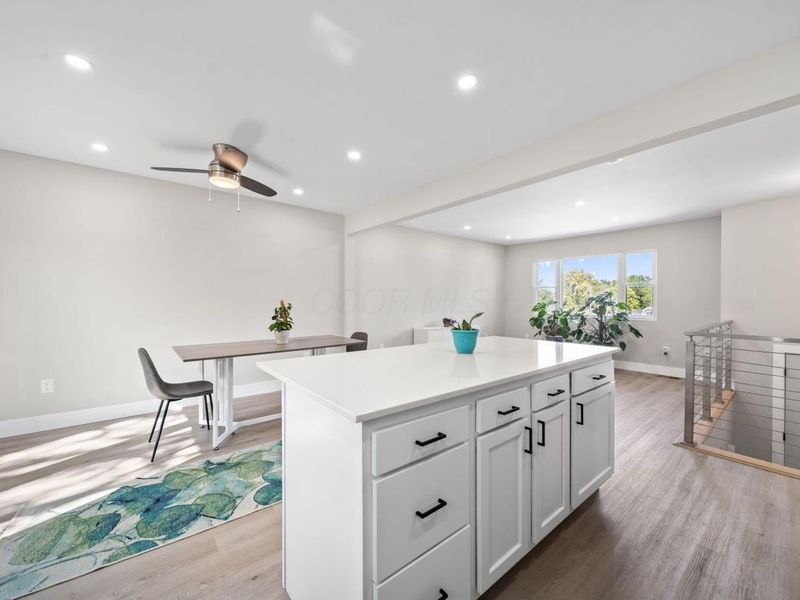 299 Lombard Road , Columbus, OH 43228 Photo 10