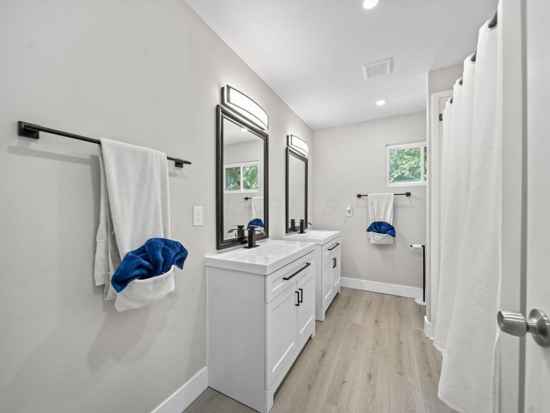 299 Lombard Road , Columbus, OH 43228 Photo 25