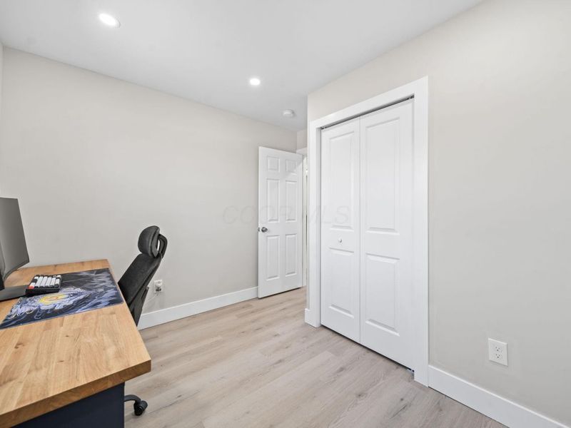 299 Lombard Road , Columbus, OH 43228 Photo 30