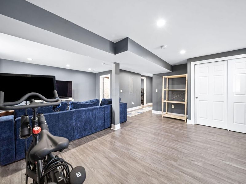 299 Lombard Road , Columbus, OH 43228 Photo 32