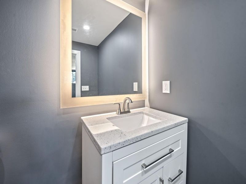 299 Lombard Road , Columbus, OH 43228 Photo 36