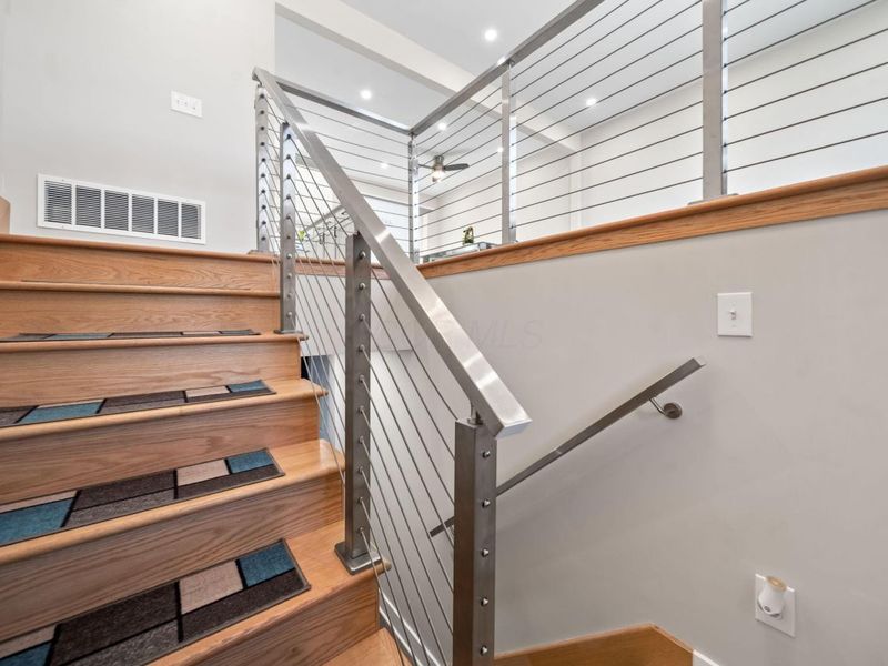 299 Lombard Road , Columbus, OH 43228 Photo 5