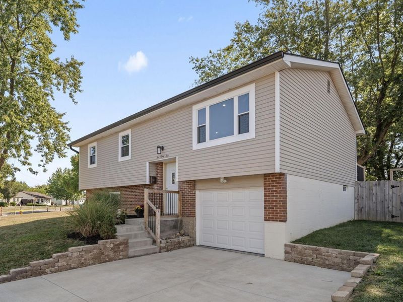 299 Lombard Road , Columbus, OH 43228 Photo 55