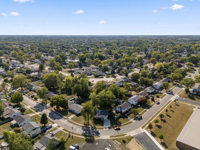 299 Lombard Road , Columbus, OH 43228 Photo 65