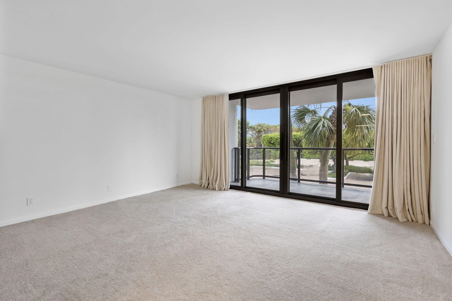 3440 S Ocean Boulevard, Unit 107s, Palm Beach, FL 33480 Photo