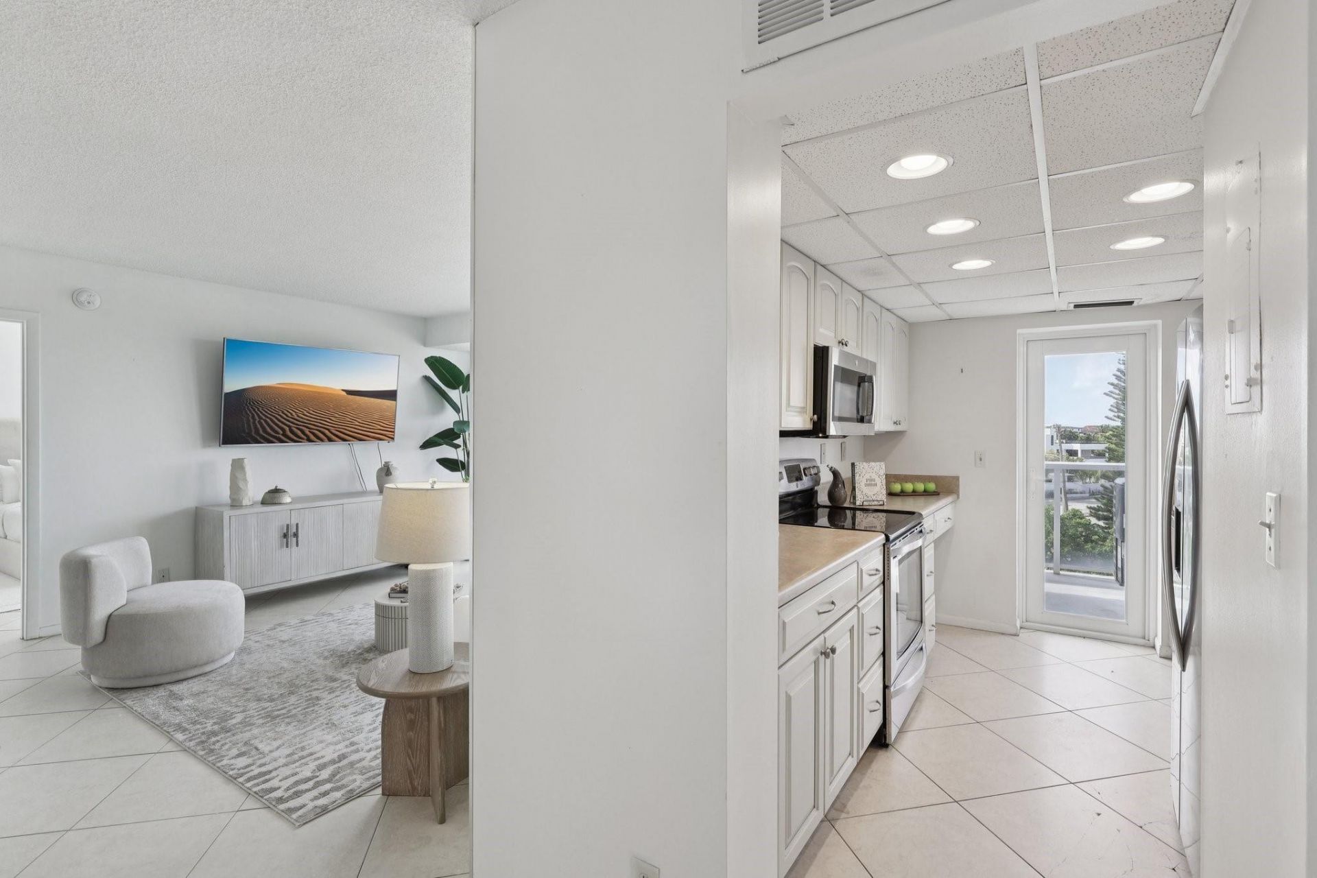 2701 N Ocean Boulevard, Unit 4C, Fort Lauderdale, FL 33308 Photo