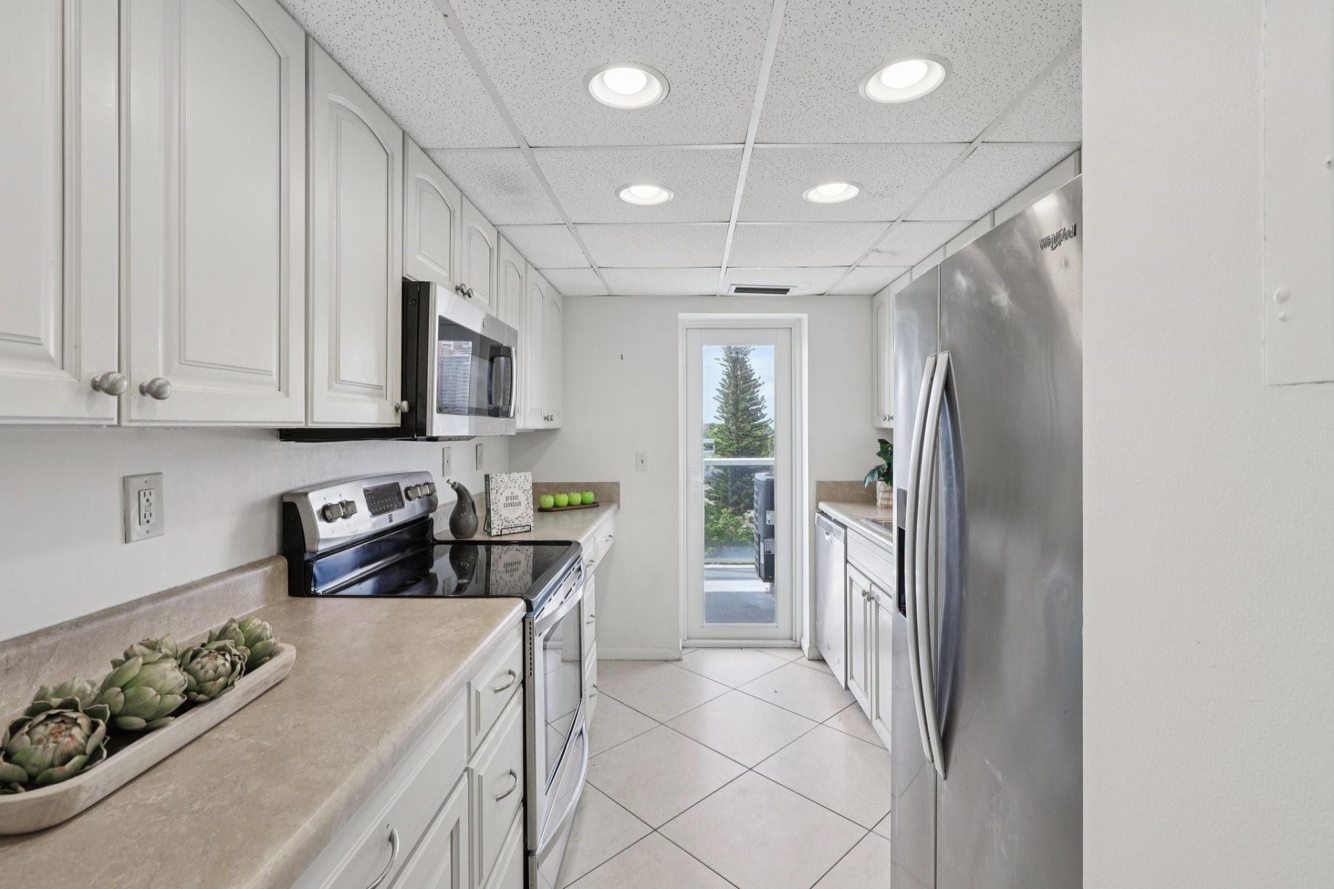 2701 N Ocean Boulevard, Unit 4C, Fort Lauderdale, FL 33308 Photo