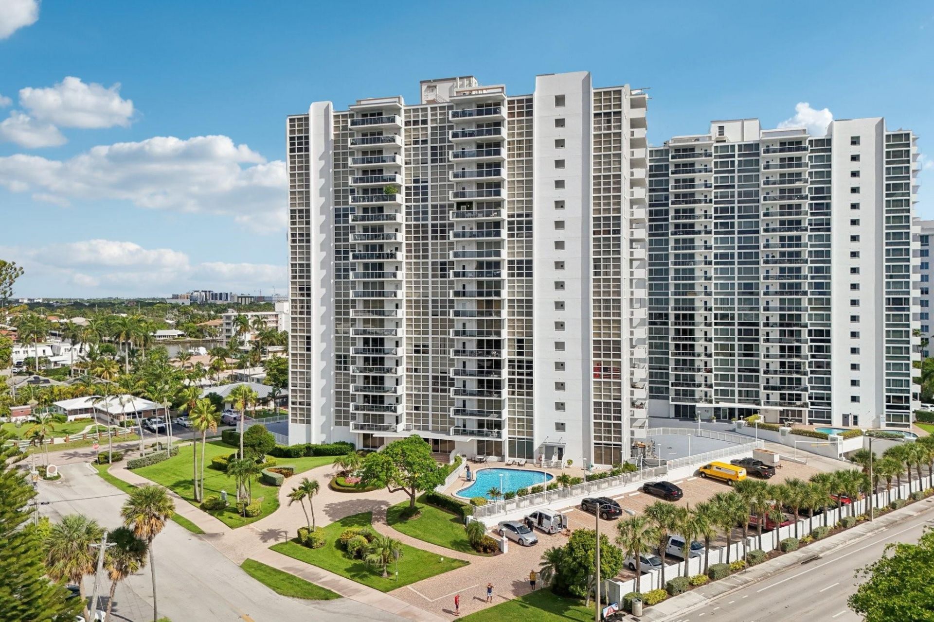 2701 N Ocean Boulevard, Unit 4C, Fort Lauderdale, FL 33308 Photo