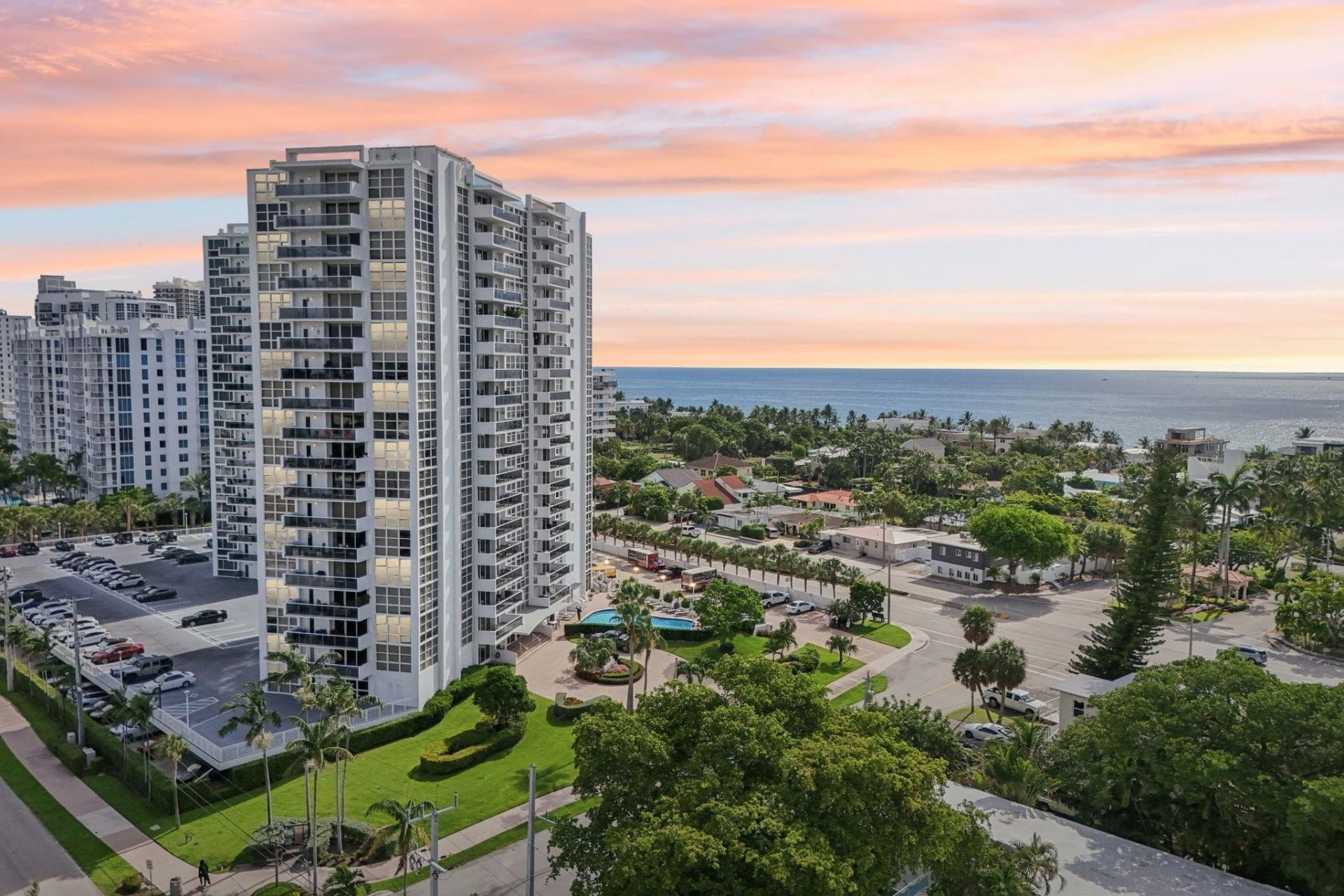 2701 N Ocean Boulevard, Unit 4C, Fort Lauderdale, FL 33308 Photo