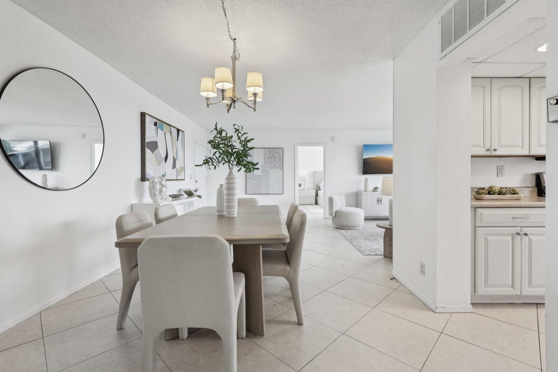 2701 N Ocean Boulevard, Unit 4C, Fort Lauderdale, FL 33308 Photo