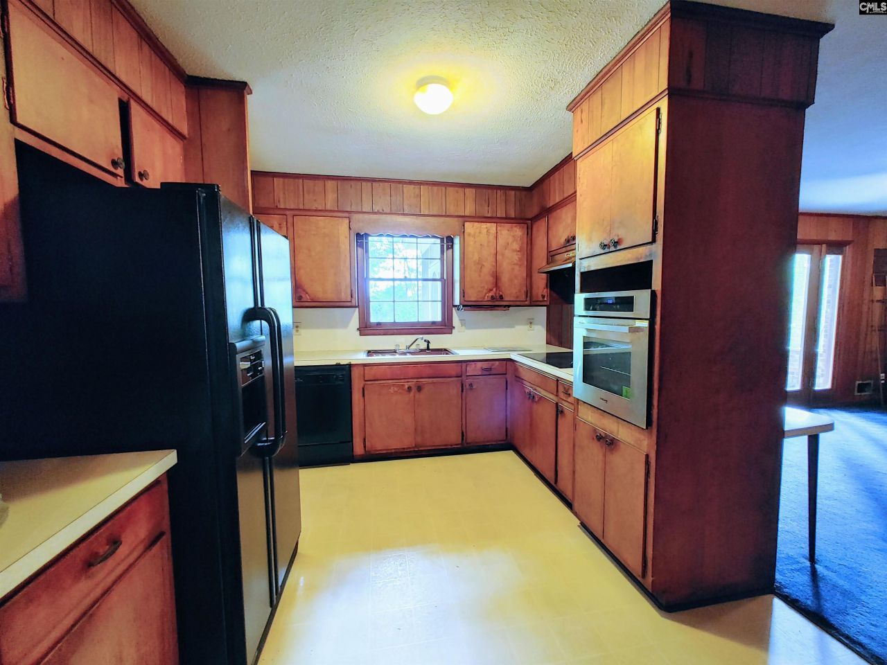 210 Pineland Drive Photo 24