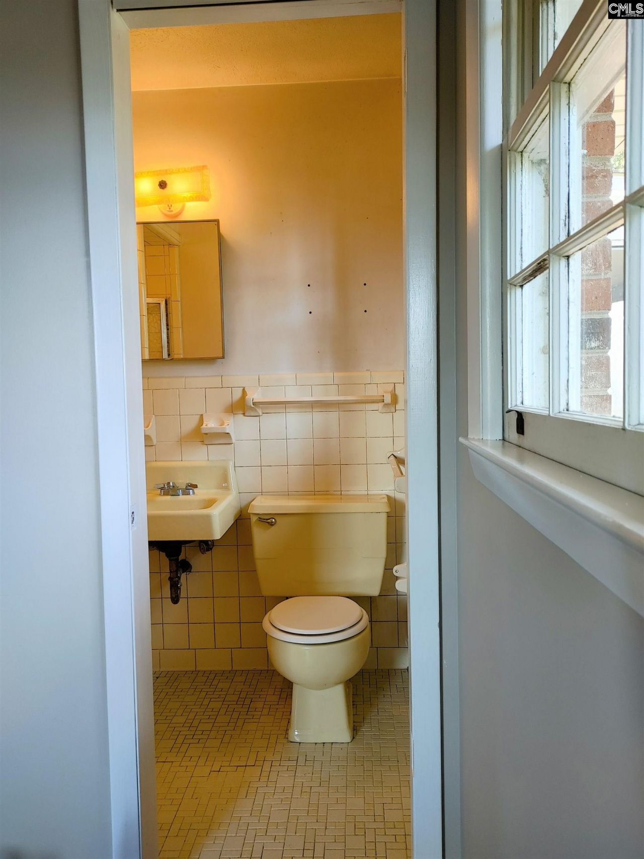 210 Pineland Drive Photo 47