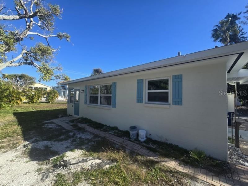 107 29th Street, Holmes Beach, FL 34217 Photo