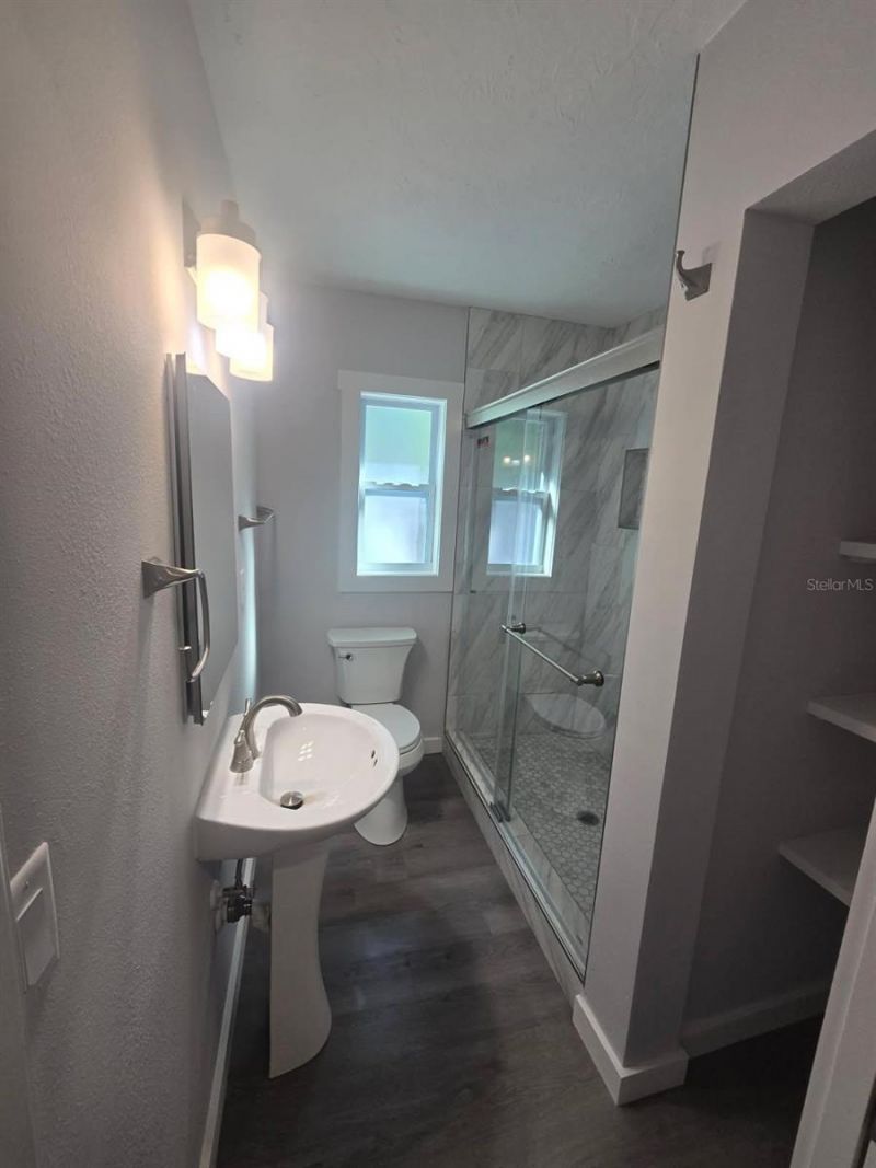 107 29th Street, Holmes Beach, FL 34217 Photo