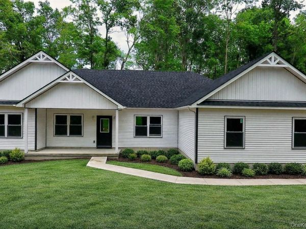 6 Black Gum Court, Newburgh, NY 12550