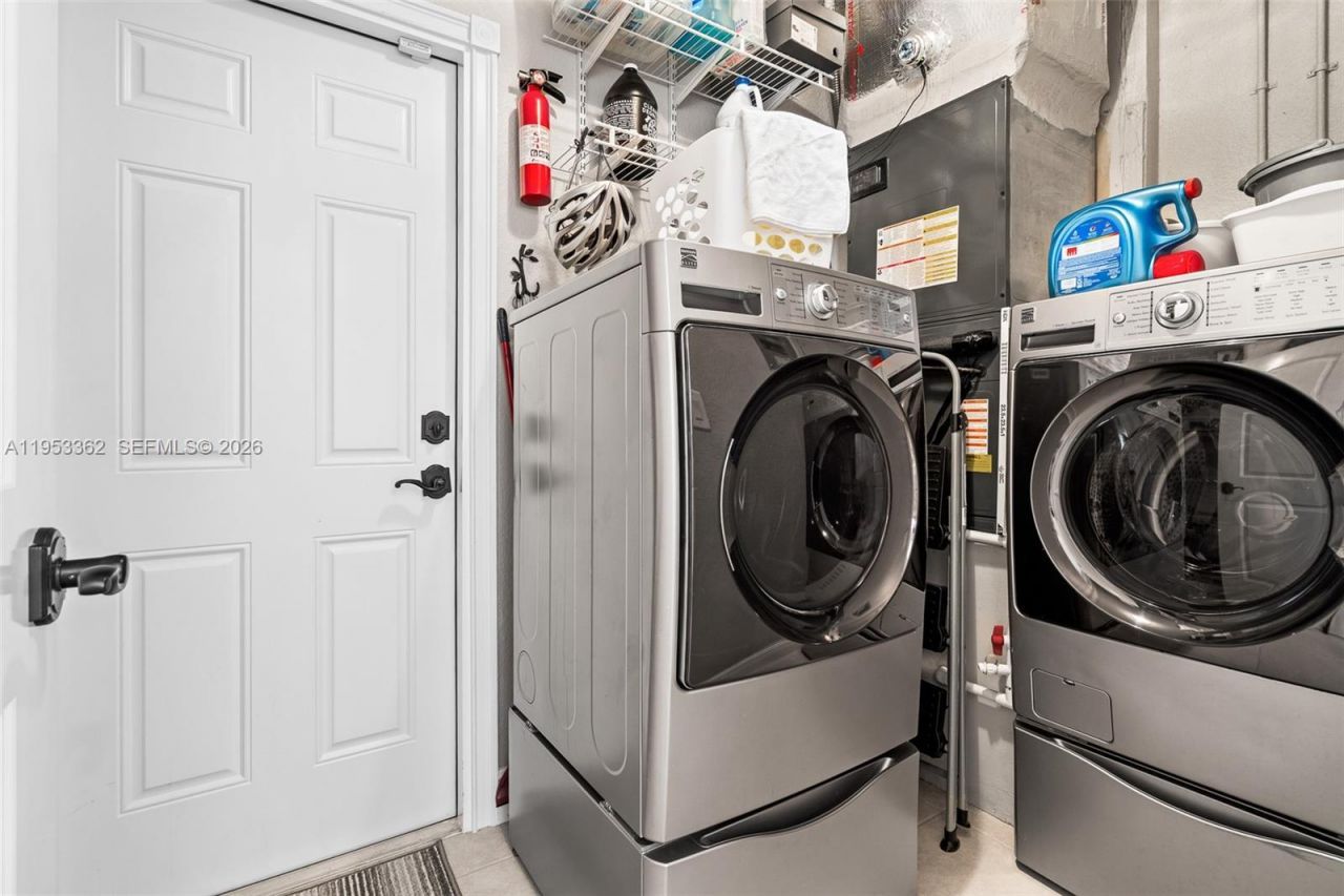 4507 NW 46th St, Tamarac, FL 33319 Photo