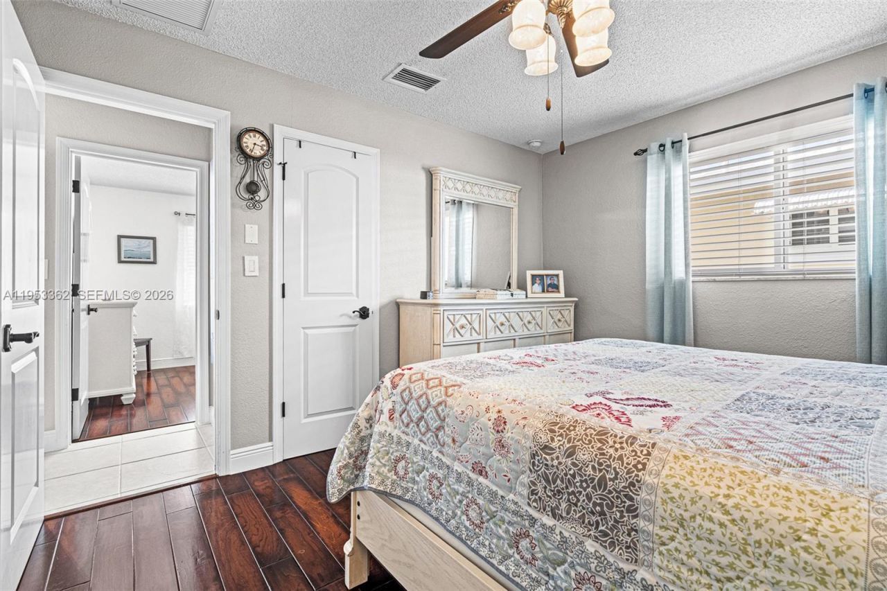 4507 NW 46th St, Tamarac, FL 33319 Photo