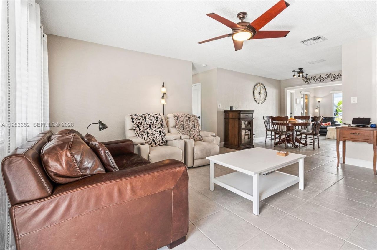 4507 NW 46th St, Tamarac, FL 33319 Photo