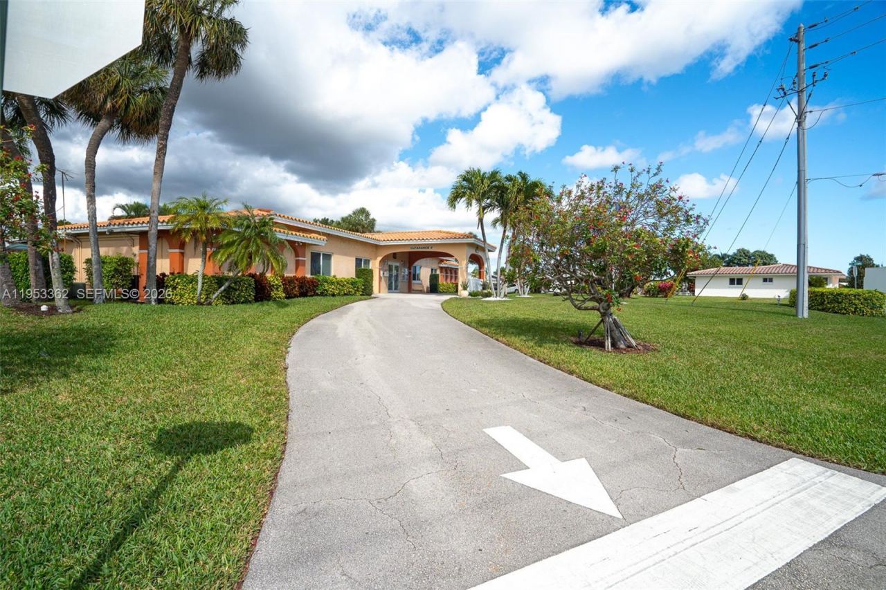 4507 NW 46th St, Tamarac, FL 33319 Photo