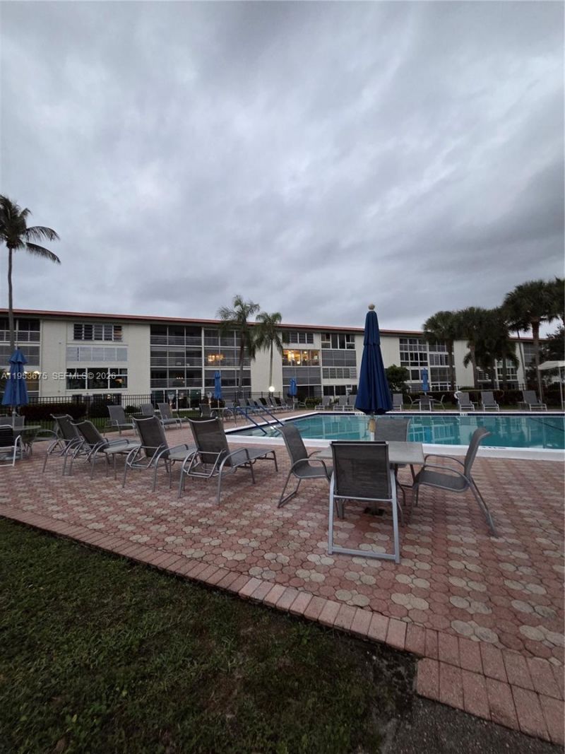 2805 Victoria Way , Unit H2, Coconut Creek, FL 33066 Photo