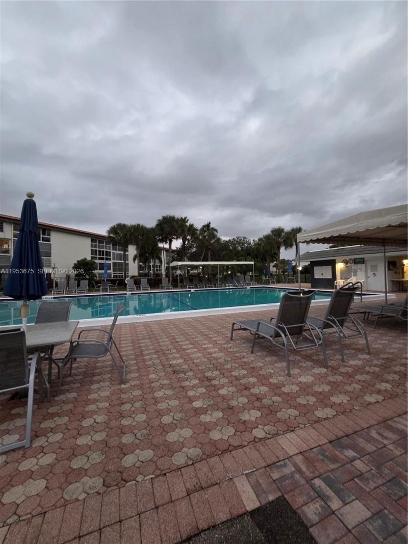 2805 Victoria Way , Unit H2, Coconut Creek, FL 33066 Photo