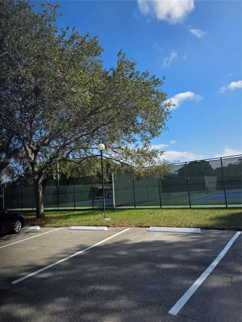 2805 Victoria Way , Unit H2, Coconut Creek, FL 33066 Photo