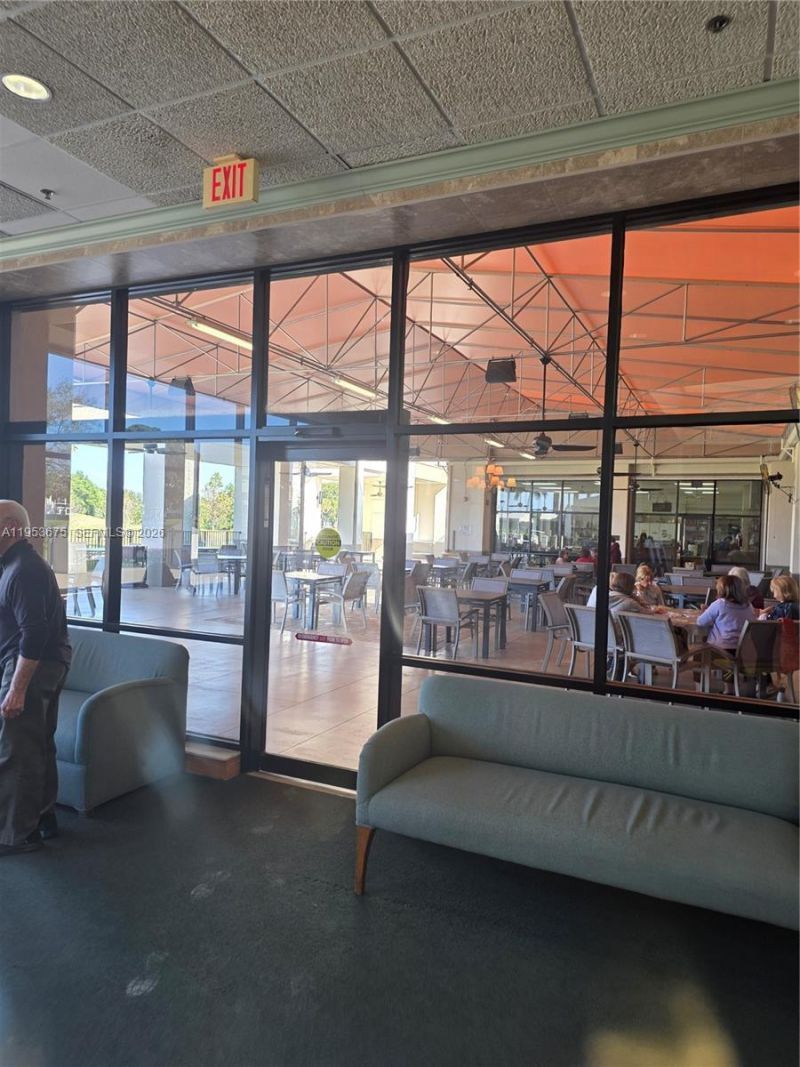 2805 Victoria Way , Unit H2, Coconut Creek, FL 33066 Photo