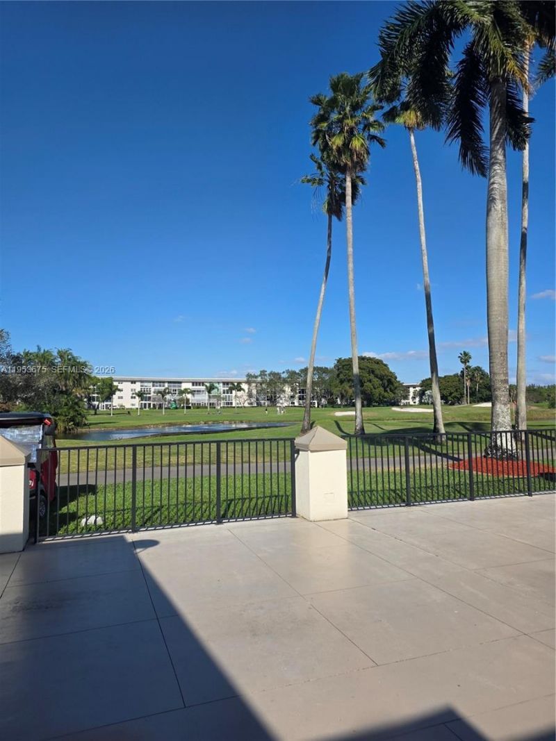 2805 Victoria Way , Unit H2, Coconut Creek, FL 33066 Photo